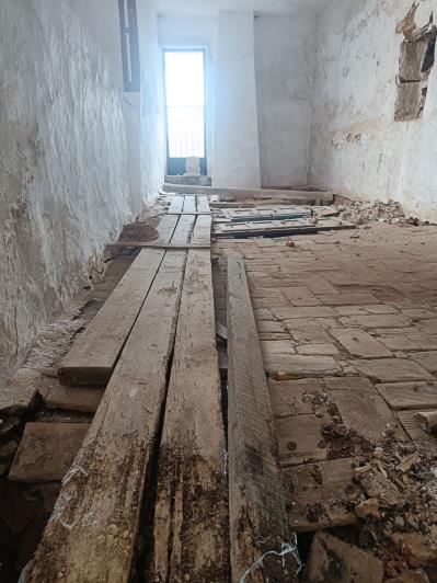 Image No.10-5 Bed Semi-Detached for sale