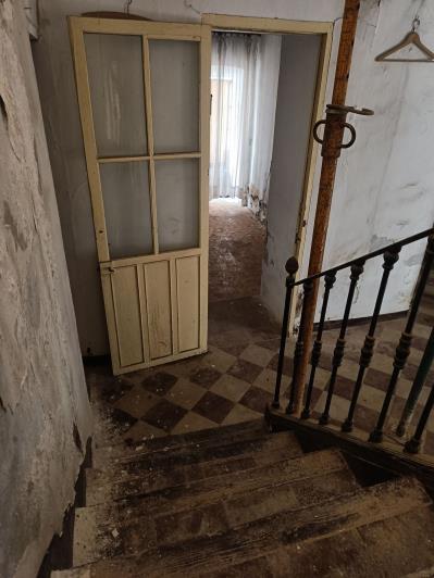 Image No.20-5 Bed Semi-Detached for sale