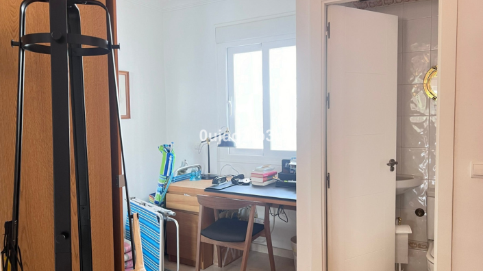 Image No.40-4 Bed Duplex for sale