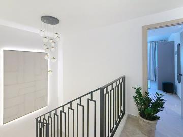 36-be7efbbd8b294061d3f27cb7c37865bb