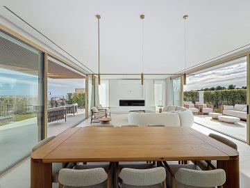 2-5bd7b9d04b45e33852eaf0ec6670150d