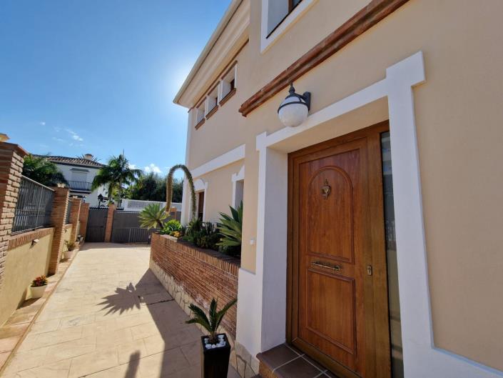 Image No.2-Jumelé de 5 chambres à vendre à Marbella