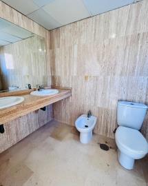 11-20939a0134ad724a8cb2a801094d15a4