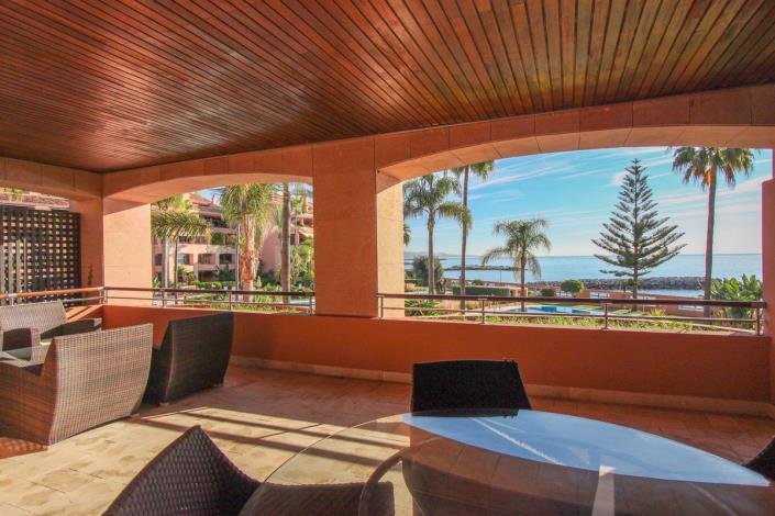 Image No.2-Appartement de 2 chambres à vendre à Puerto Banus