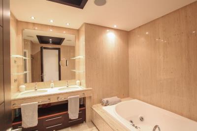 7-aa4cc561180b369757c0bb4af9886cd3