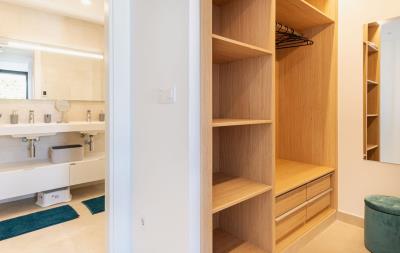 11-20939a0134ad724a8cb2a801094d15a4