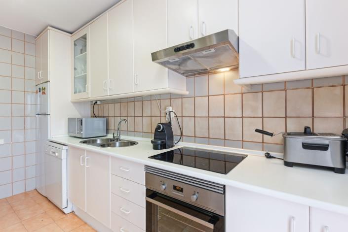 Image No.9-3 Bed Apartment for sale