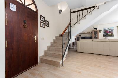 2-5bd7b9d04b45e33852eaf0ec6670150d