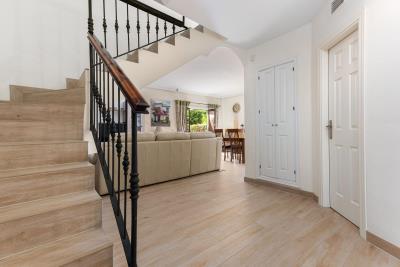 3-e898b2bb2a2fdfd06d2c39894dce8316