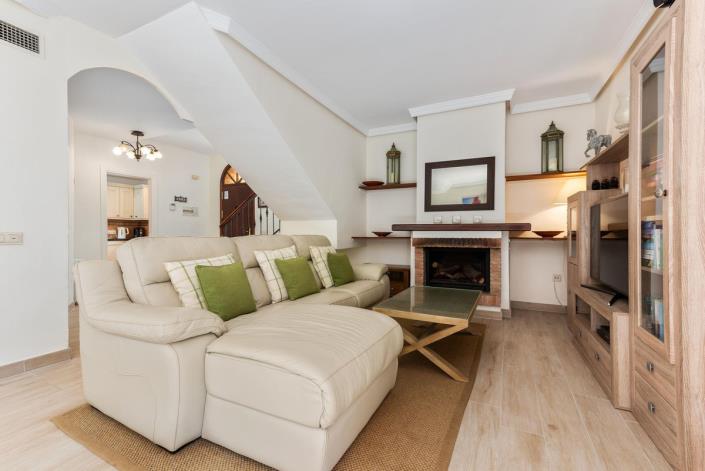 Image No.8-Maison de ville de 2 chambres à vendre à Estepona