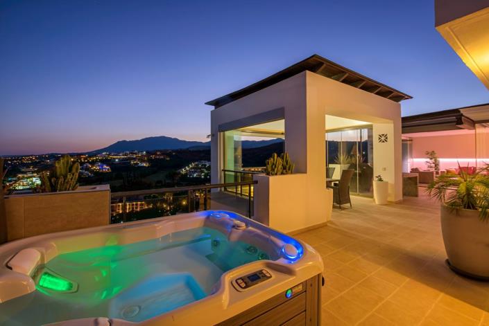 Image No.31-2 Bed Penthouse for sale