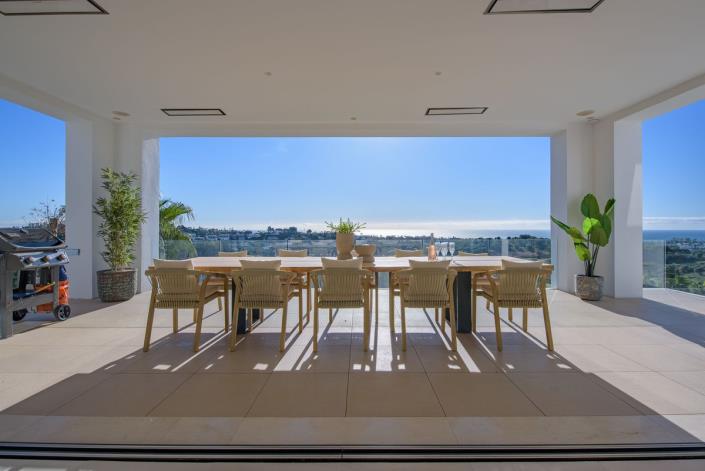 Image No.27-5 Bed Villa for sale