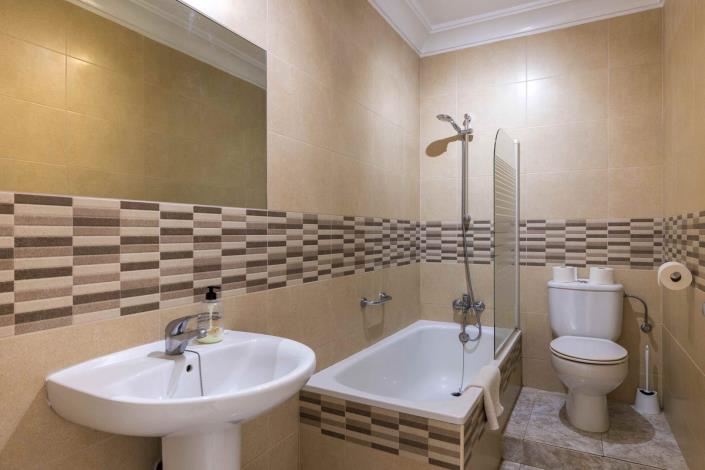 Image No.18-5 Bed Villa for sale