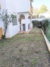 8-e64a9055bba3e77ac8aca3b893cdf826