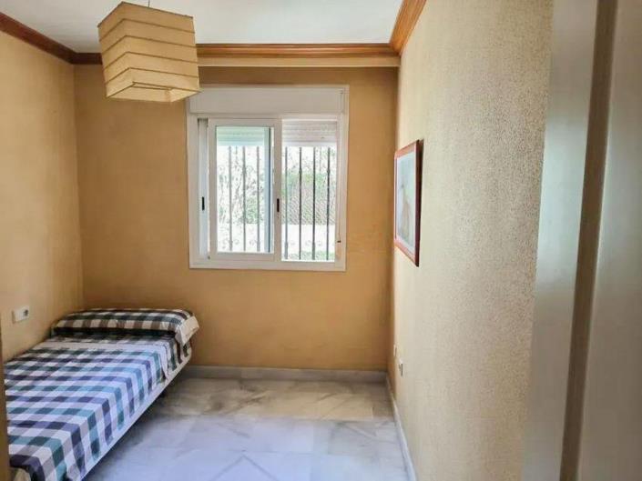 Image No.25-3 Bed Apartment for sale