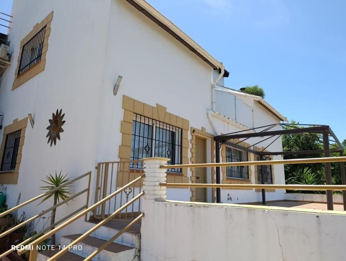 Image No.14-5 Bed Villa for sale