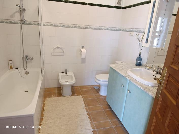 Image No.25-5 Bed Villa for sale