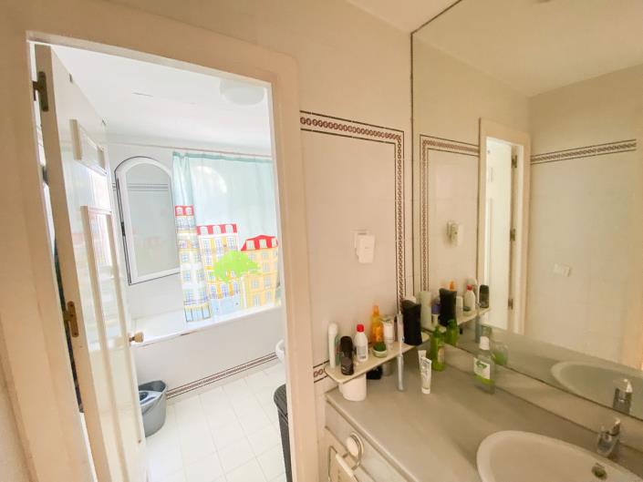 Image No.16-3 Bed Townhouse for sale