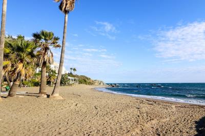 8-e64a9055bba3e77ac8aca3b893cdf826