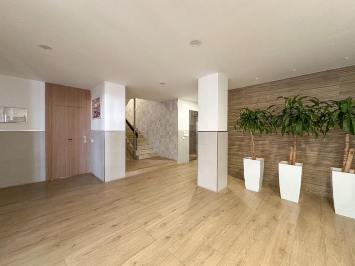 Image No.11-1 Bed Apartment for sale