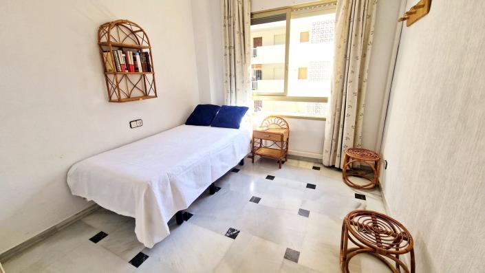 Image No.18-3 Bed Apartment for sale