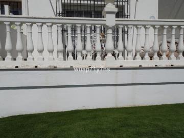 13-5fd73dea700db77384c091ca9818b1a9