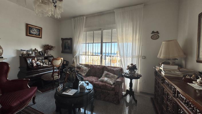 Image No.24-2 Bed Apartment for sale