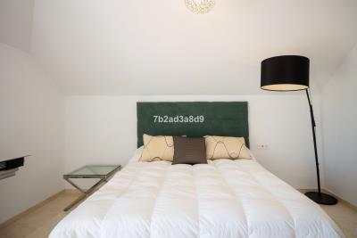 8-486e0113f924038db3f76992aac3bb44