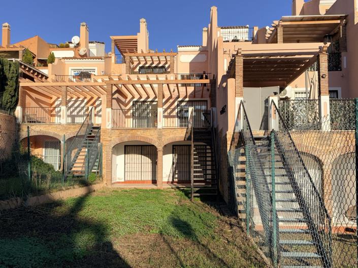 Image No.56-4 Bed Townhouse for sale