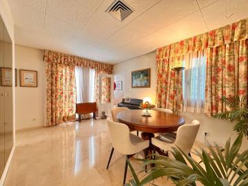 2-5bd7b9d04b45e33852eaf0ec6670150d