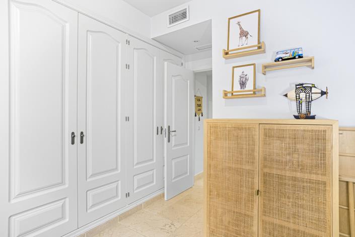 Image No.23-2 Bed Apartment for sale