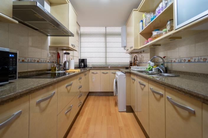 Image No.13-2 Bed Apartment for sale