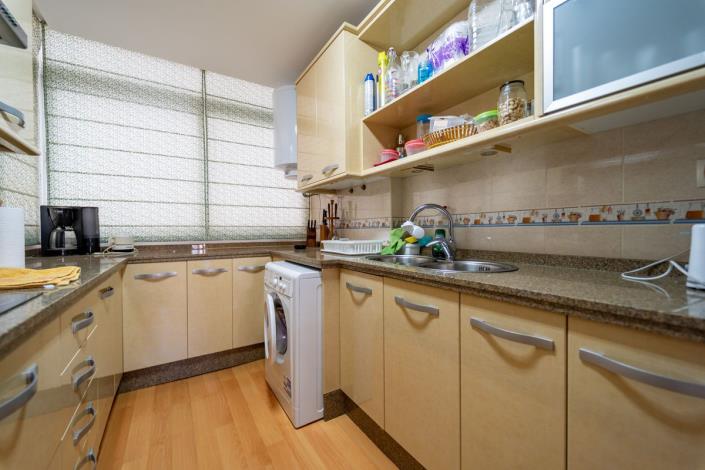 Image No.14-2 Bed Apartment for sale