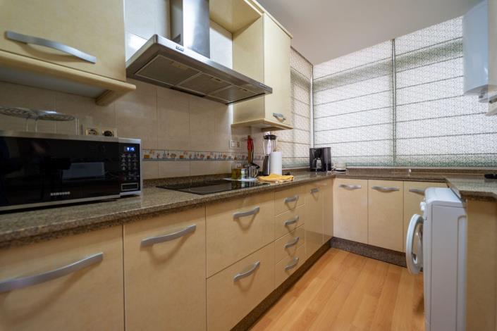 Image No.15-2 Bed Apartment for sale