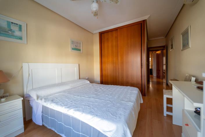 Image No.19-2 Bed Apartment for sale