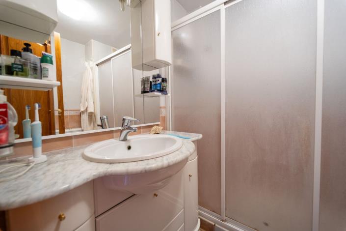 Image No.24-2 Bed Apartment for sale