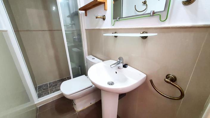 Image No.15-3 Bed Apartment for sale