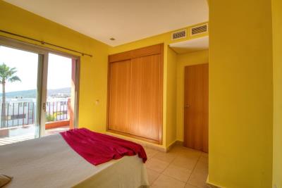 13-5fd73dea700db77384c091ca9818b1a9