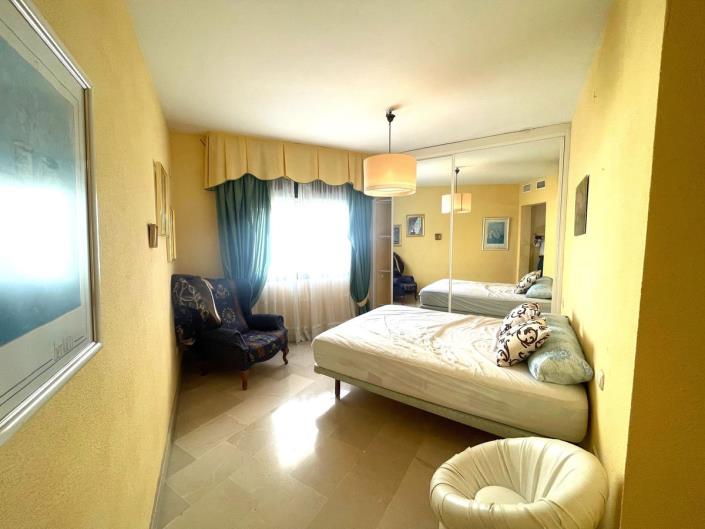 Image No.7-3 Bed Apartment for sale