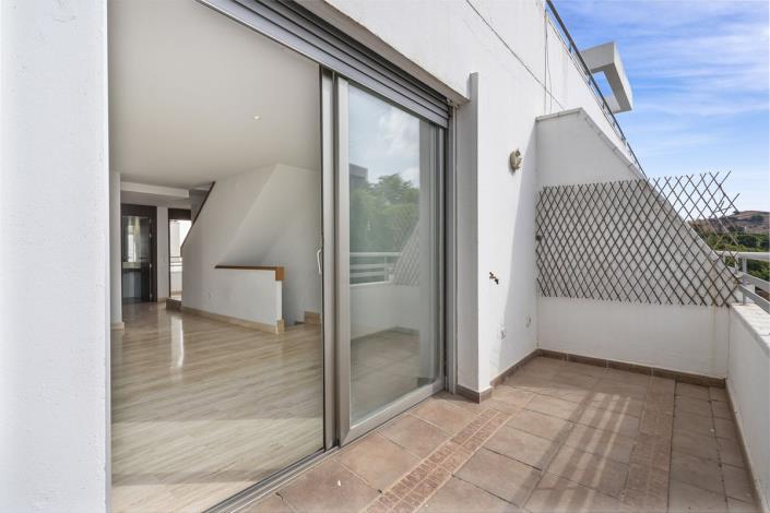 Image No.12-3 Bed Apartment for sale