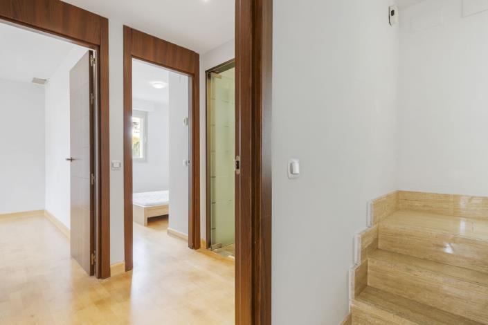 Image No.19-3 Bed Apartment for sale