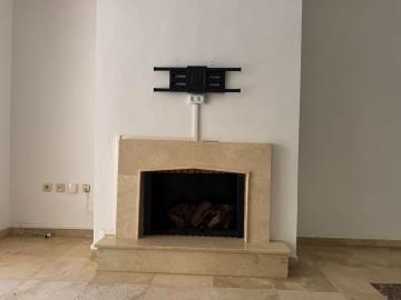 13-5fd73dea700db77384c091ca9818b1a9