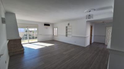 10-bb915d1cb19341576dcdc994b81ab9c5