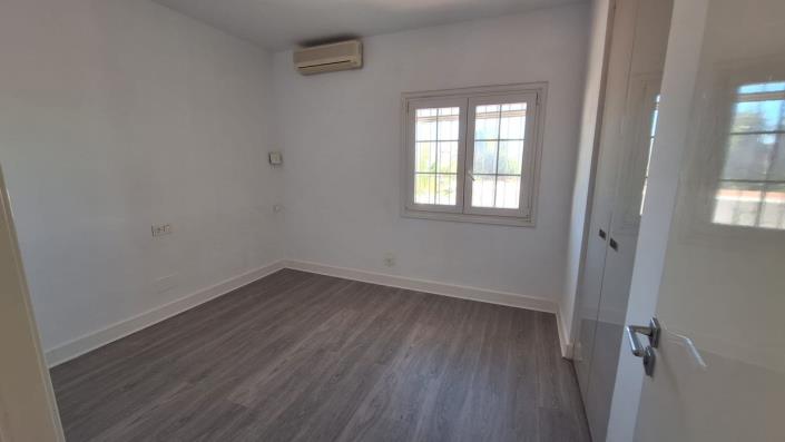 Image No.17-3 Bed Bungalow for sale