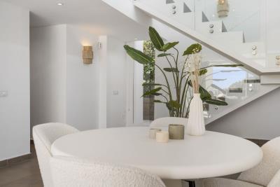 11-20939a0134ad724a8cb2a801094d15a4