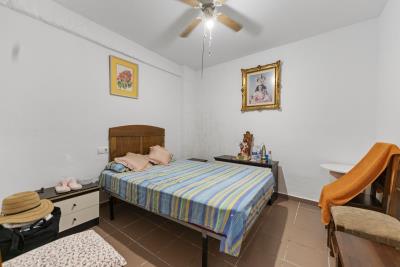 11-20939a0134ad724a8cb2a801094d15a4