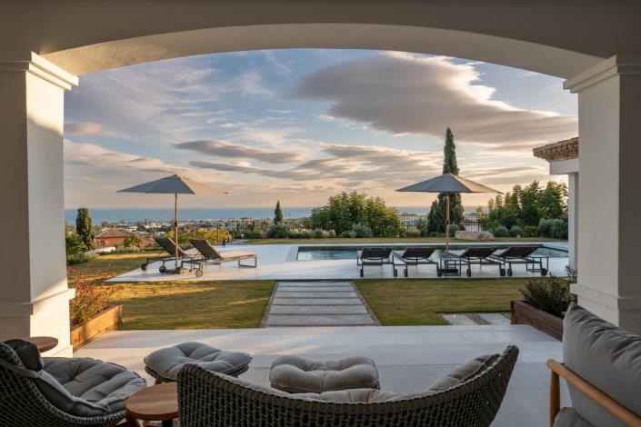 Image No.2-4 Bed Villa for sale