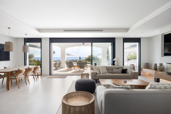 Image No.3-4 Bed Villa for sale