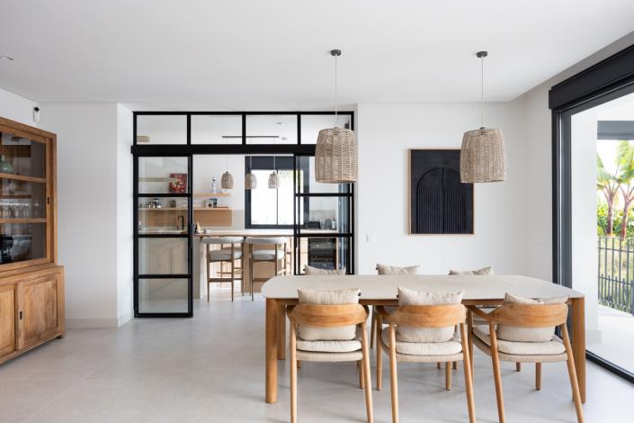 Image No.9-4 Bed Villa for sale