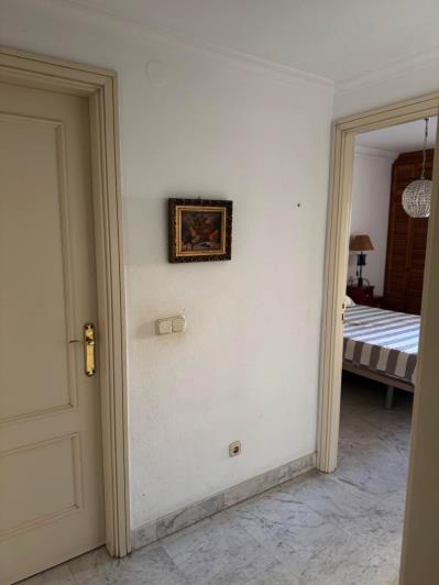 Image No.23-1 Bed Apartment for sale